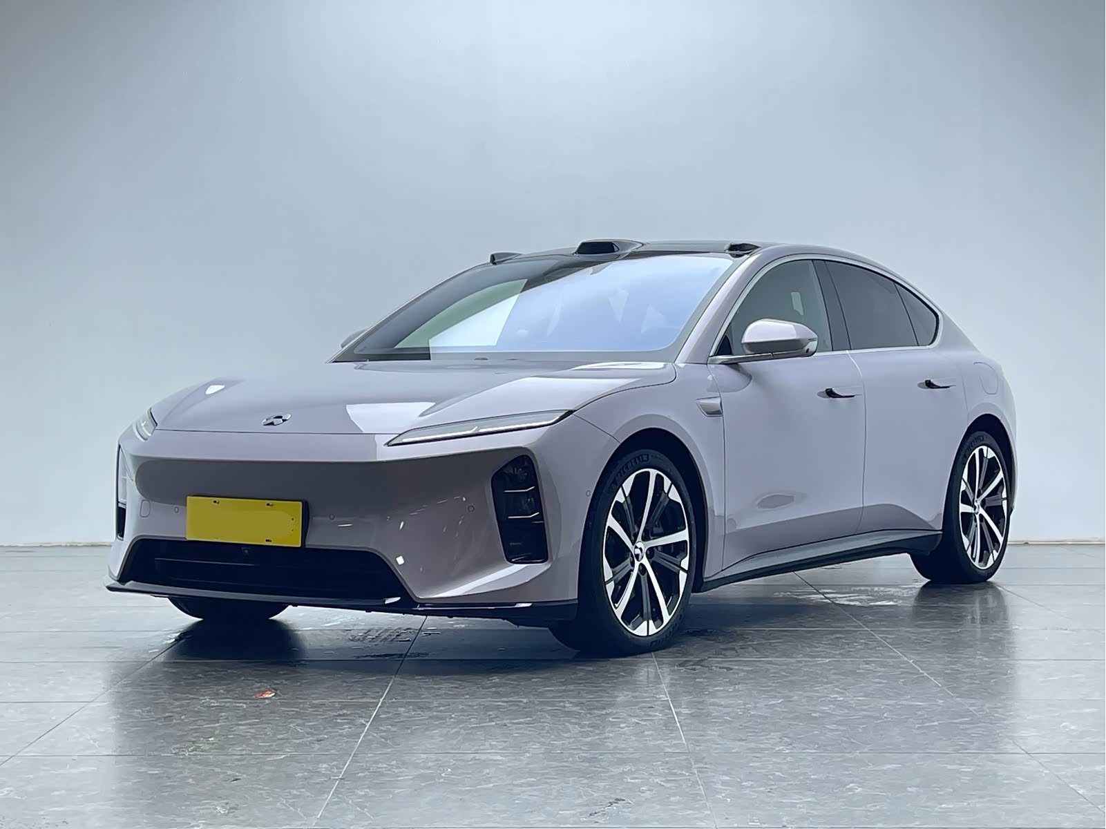 NIO ET5