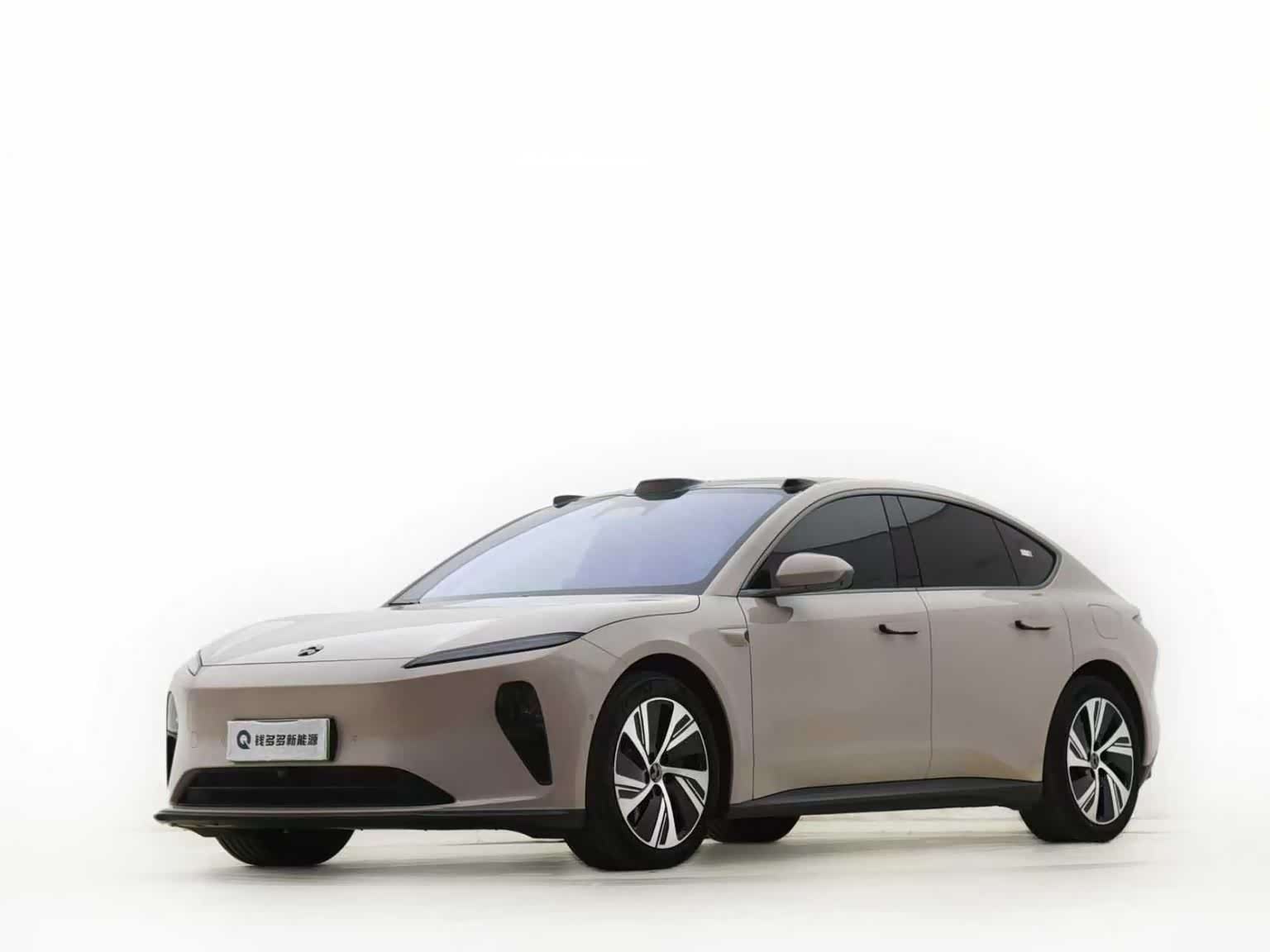NIO ET5