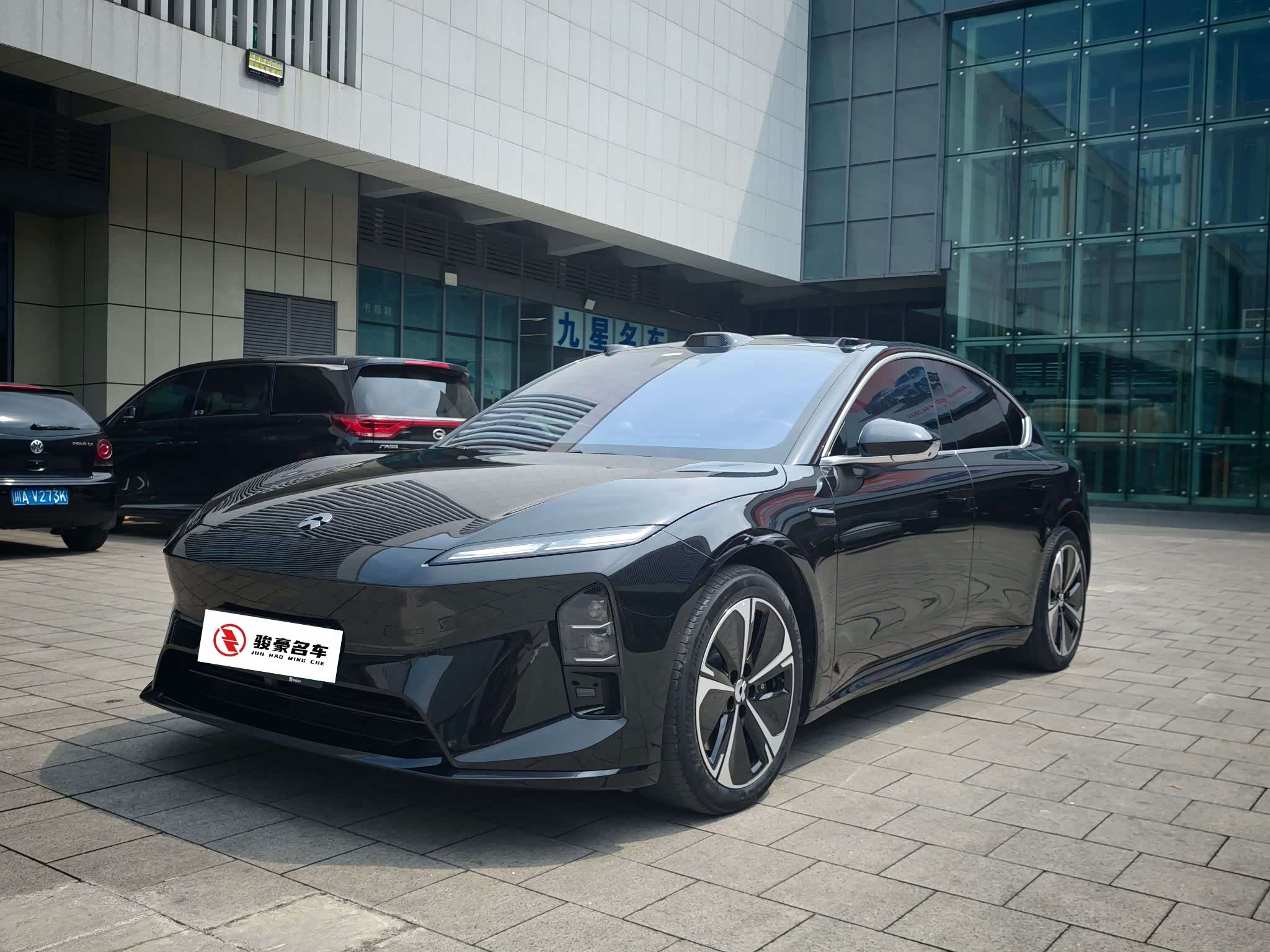 NIO ET5