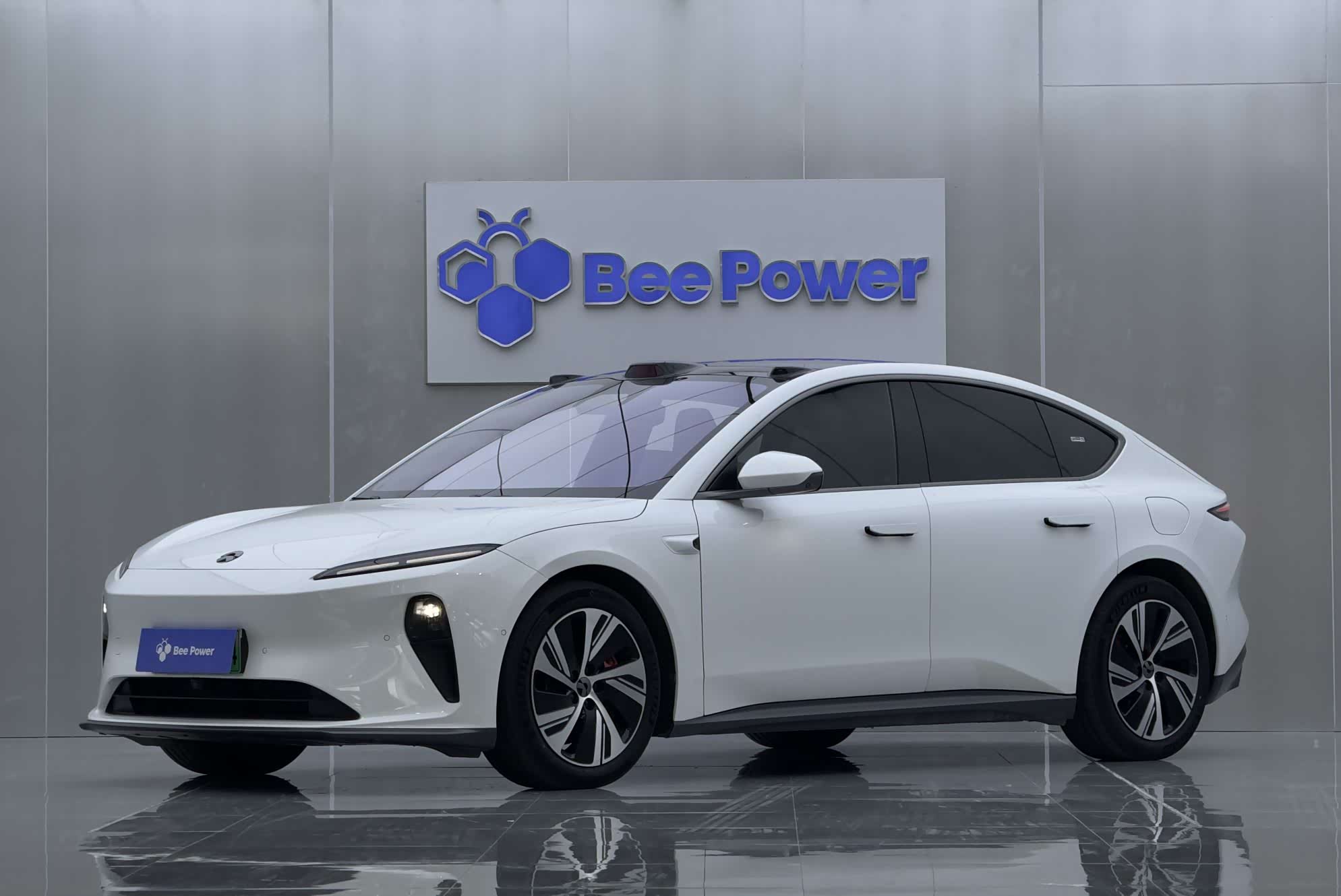 NIO ET5