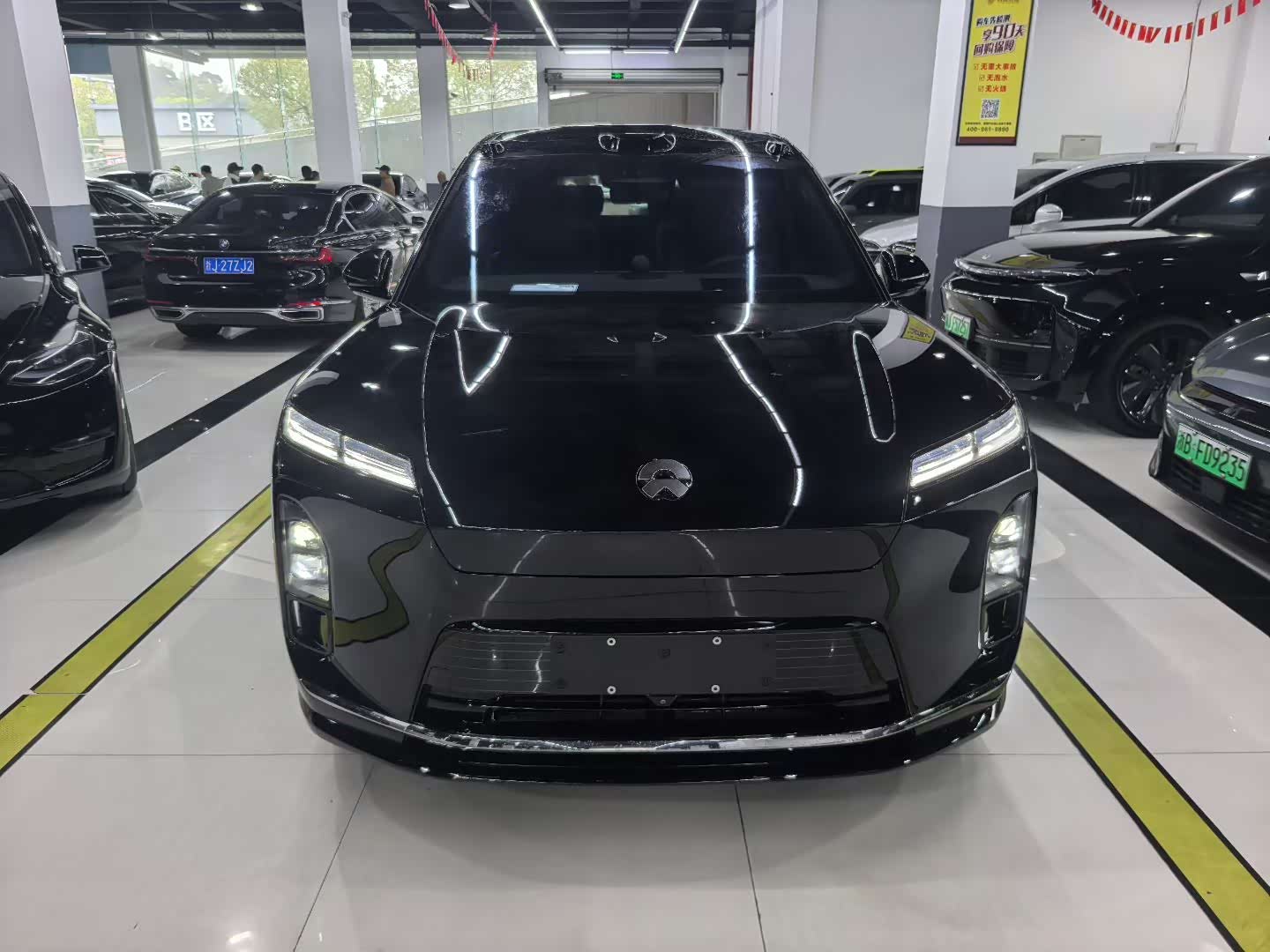 NIO ES8