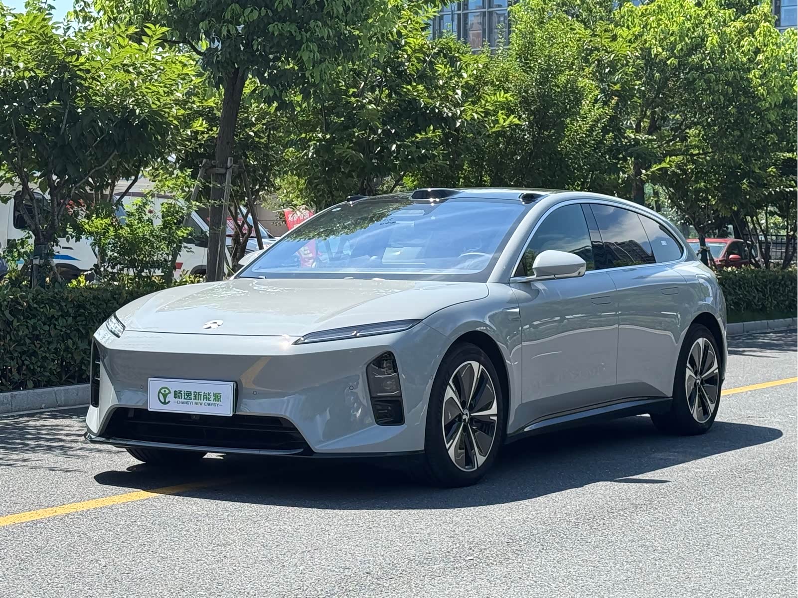 NIO ET5T