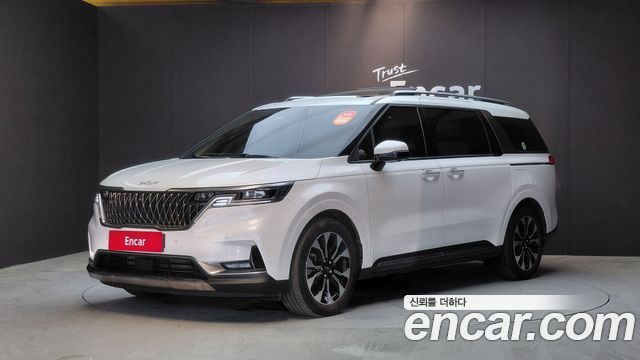 Kia Canival, Белый