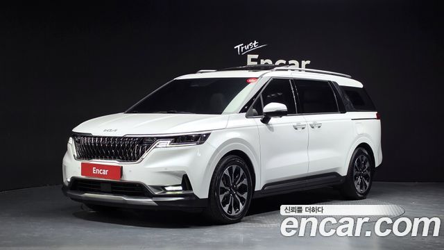 Kia Canival, Белый