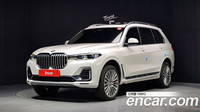 BMW X7, Белый