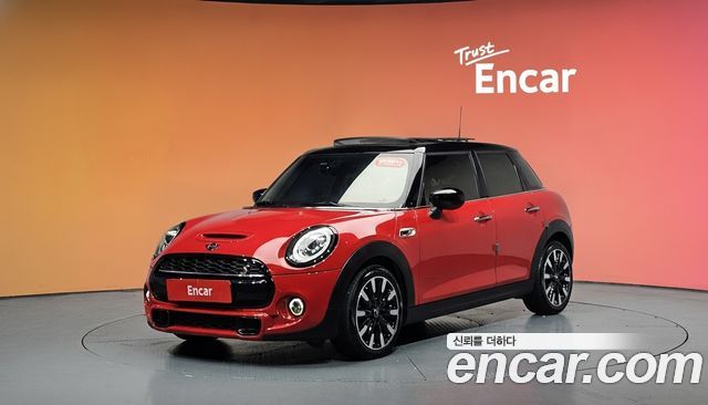 Mini Cooper, 빨간색