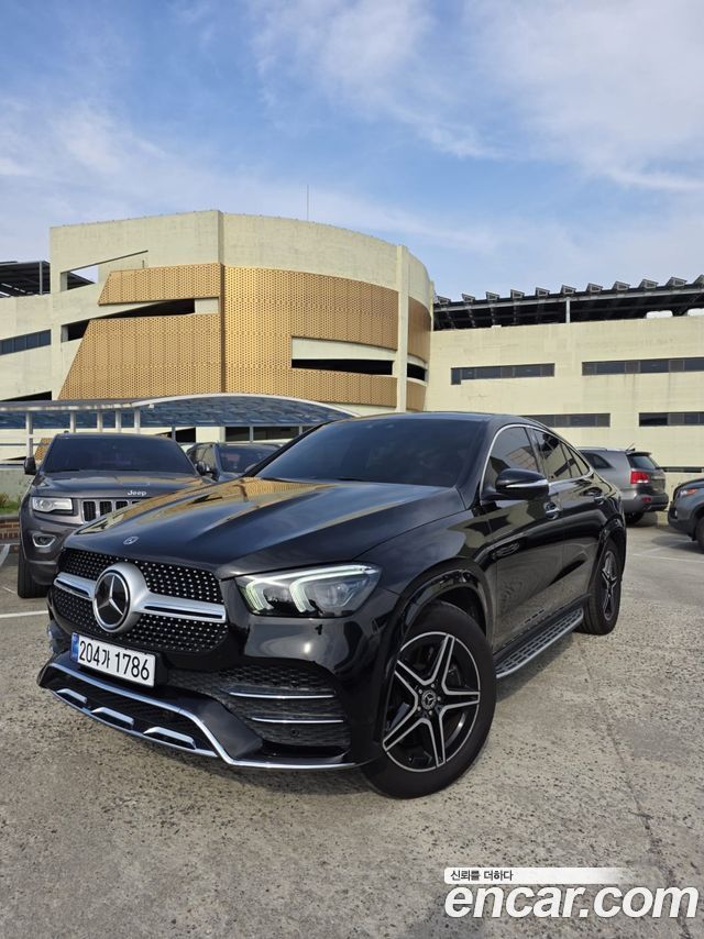 Mercedes-Benz GLE-Class, Чёрный