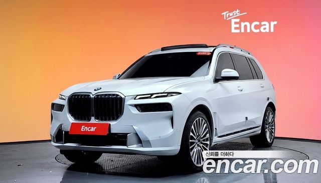 BMW X7, Белый